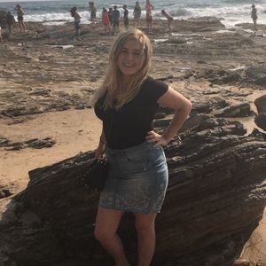 Meet your Posher, Hannah